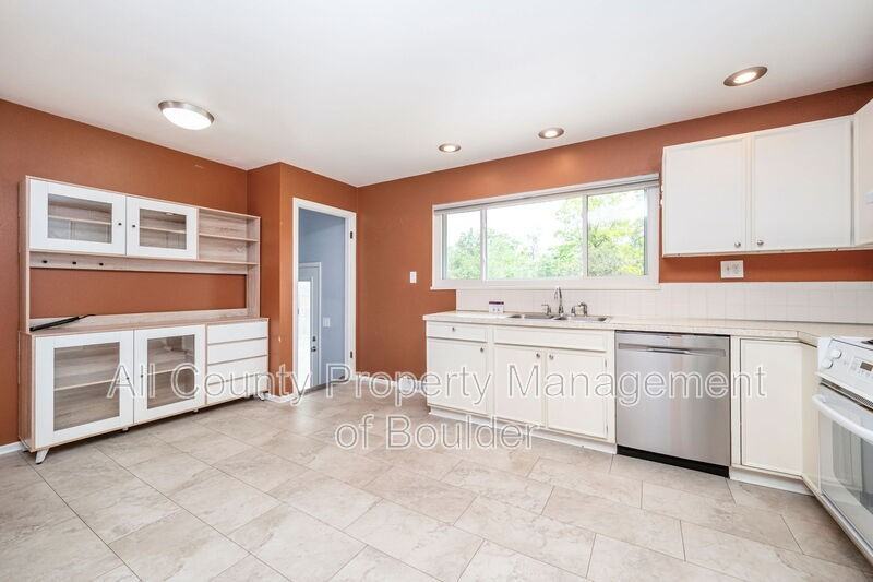 1210 Aikins Way - Photo 2 of 17