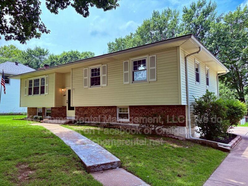 6012 Noland Rd - Photo 3 of 42