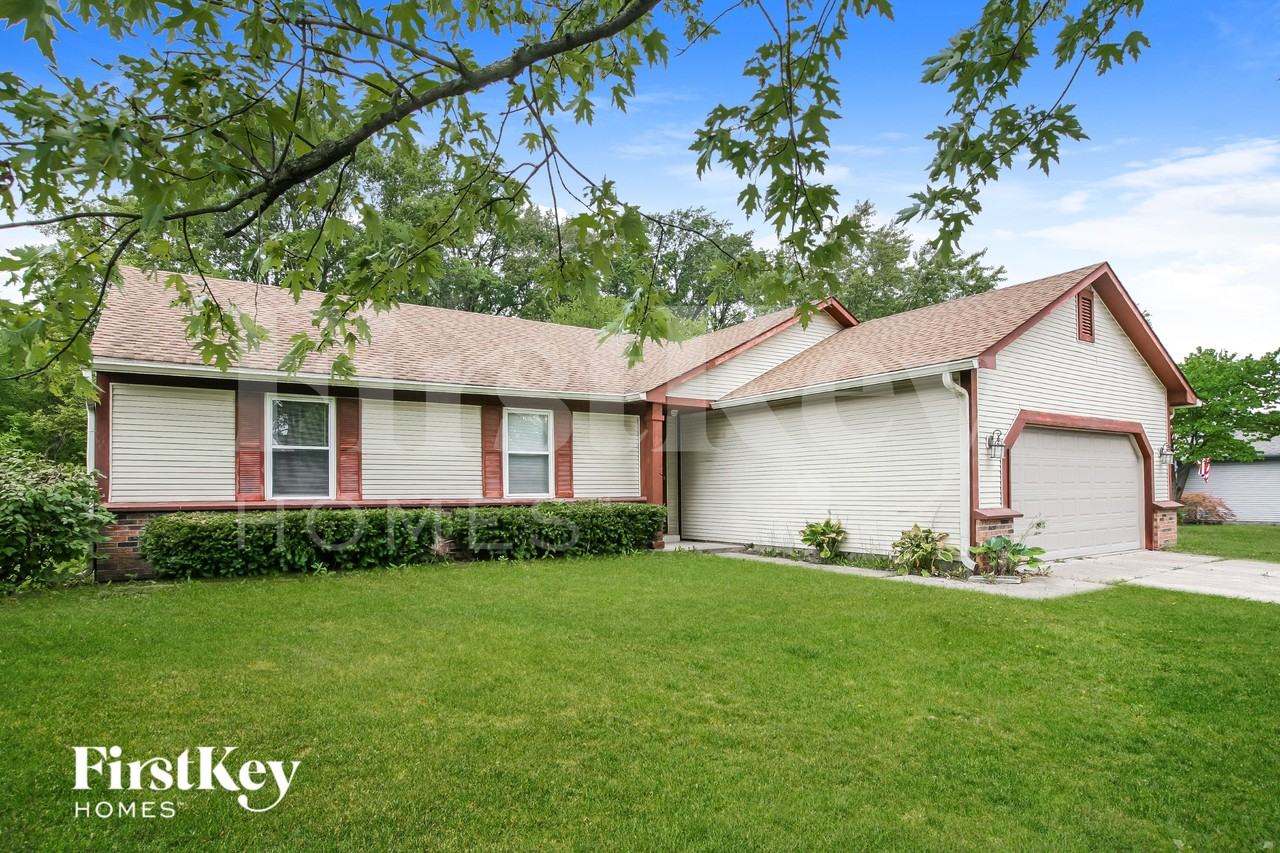 8522 Summertree Ln - Photo 3 of 16