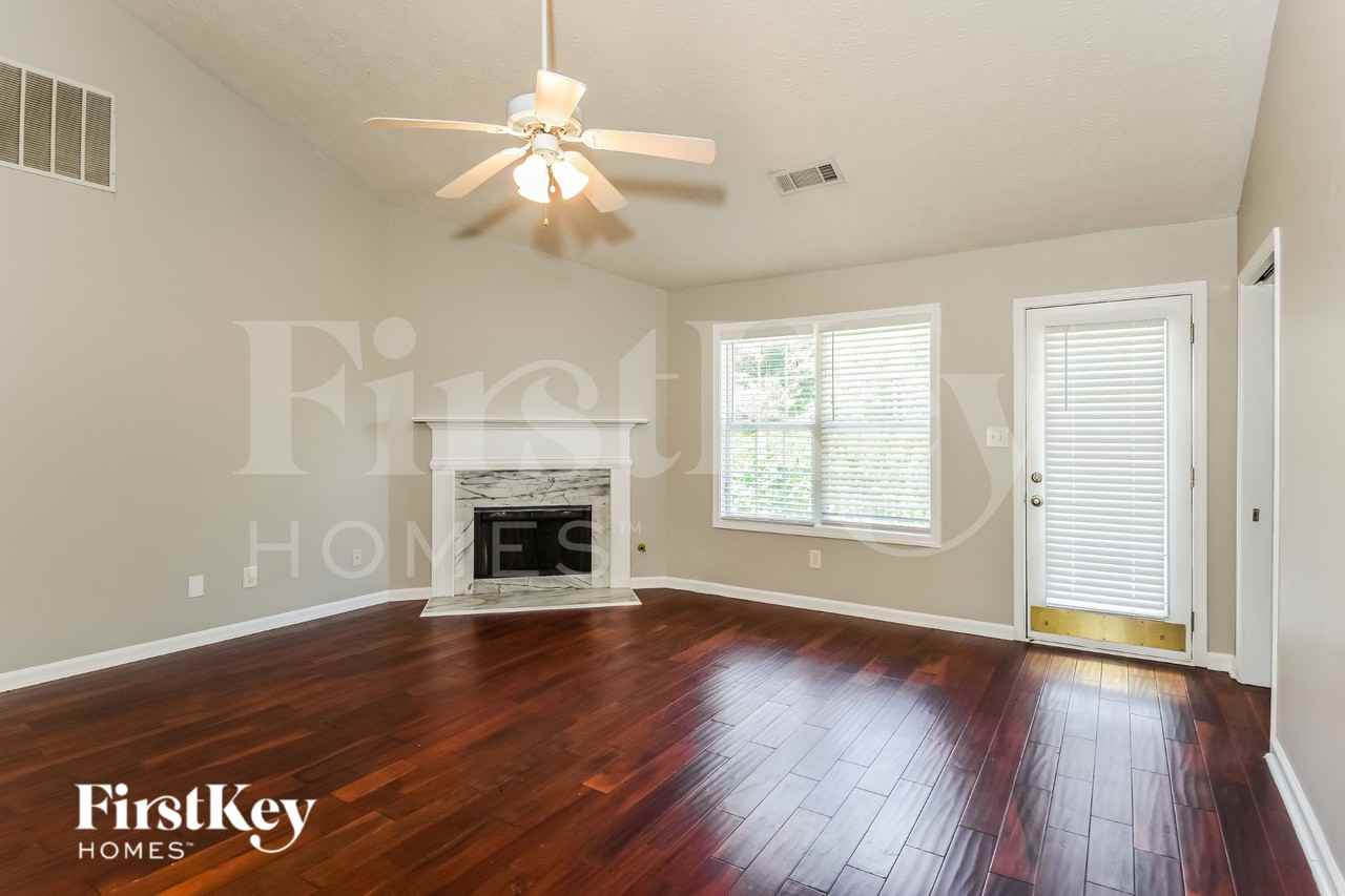 830 James Ridge Dr - Photo 2 of 16