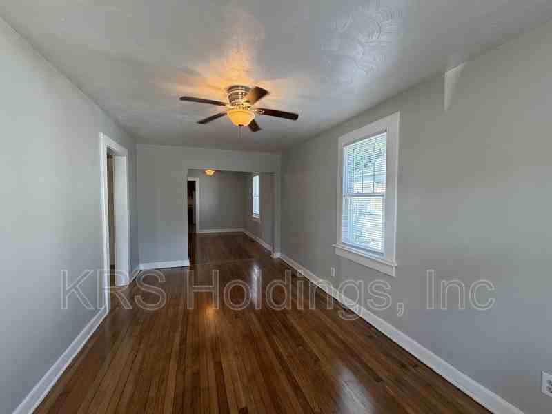 3313 Williams St - Photo 2 of 8