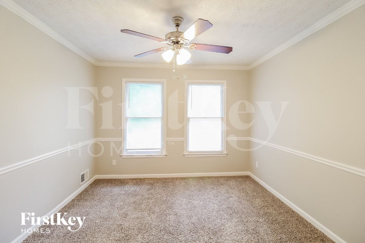 732 Harness Ct - Photo 6 of 19