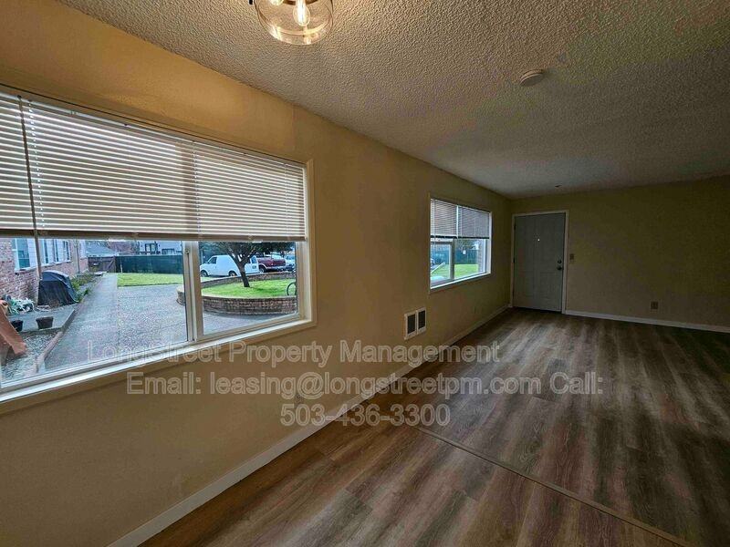 780 Nw Joy Ave #I - Photo 6 of 32