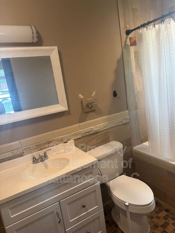 404 Somerville Ave - Photo 2 of 11