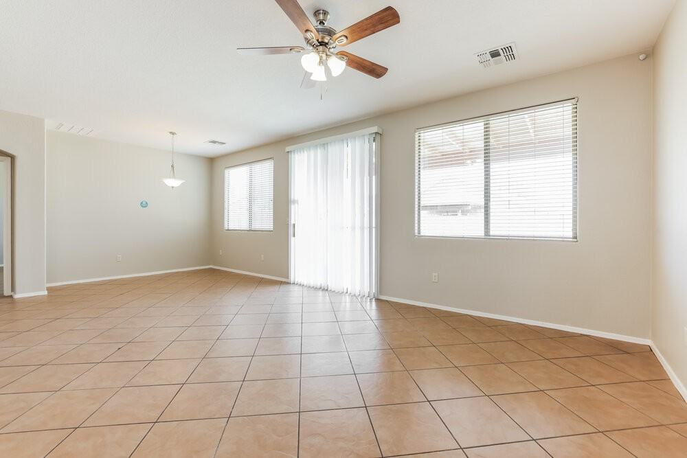 3430 W Avenida Bonita - Photo 5 of 16