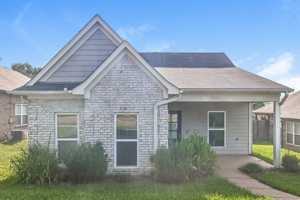 featured image of 3024 Magnolia Dr
