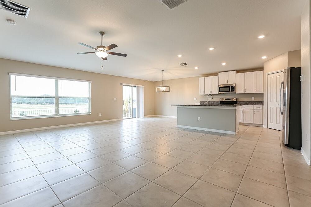 1411 Golden Glow Dr - Photo 3 of 16