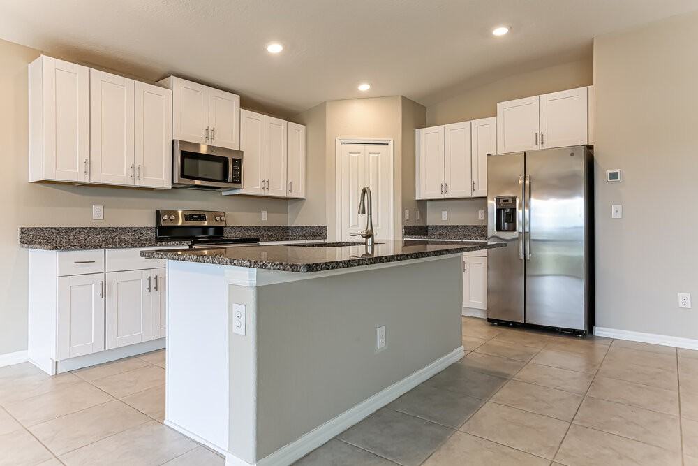 1411 Golden Glow Dr - Photo 5 of 16