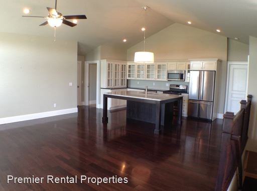 449 Partridge Ln - Photo 2 of 22