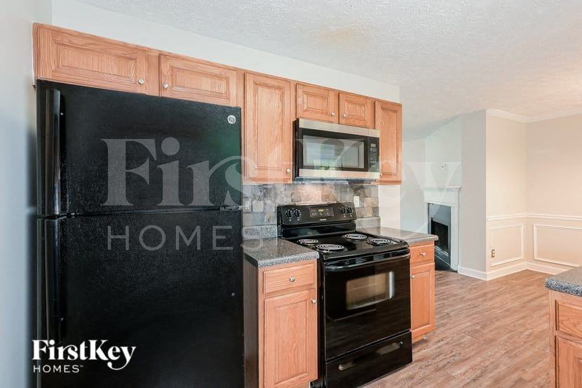 4447 Chester Ln - Photo 6 of 16