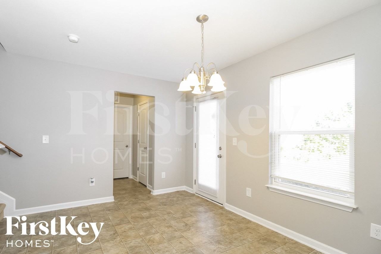 4295 Kendall Farms Way - Photo 5 of 15