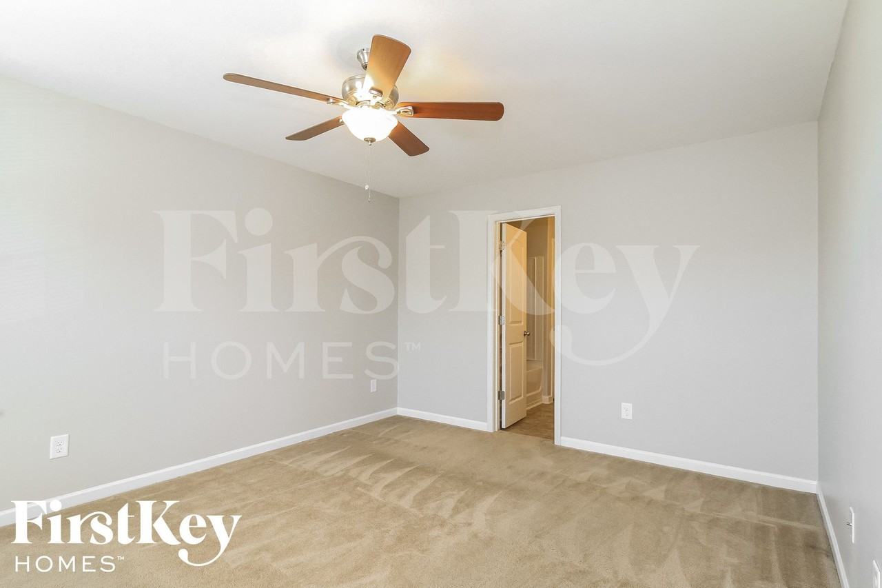 4295 Kendall Farms Way - Photo 7 of 15
