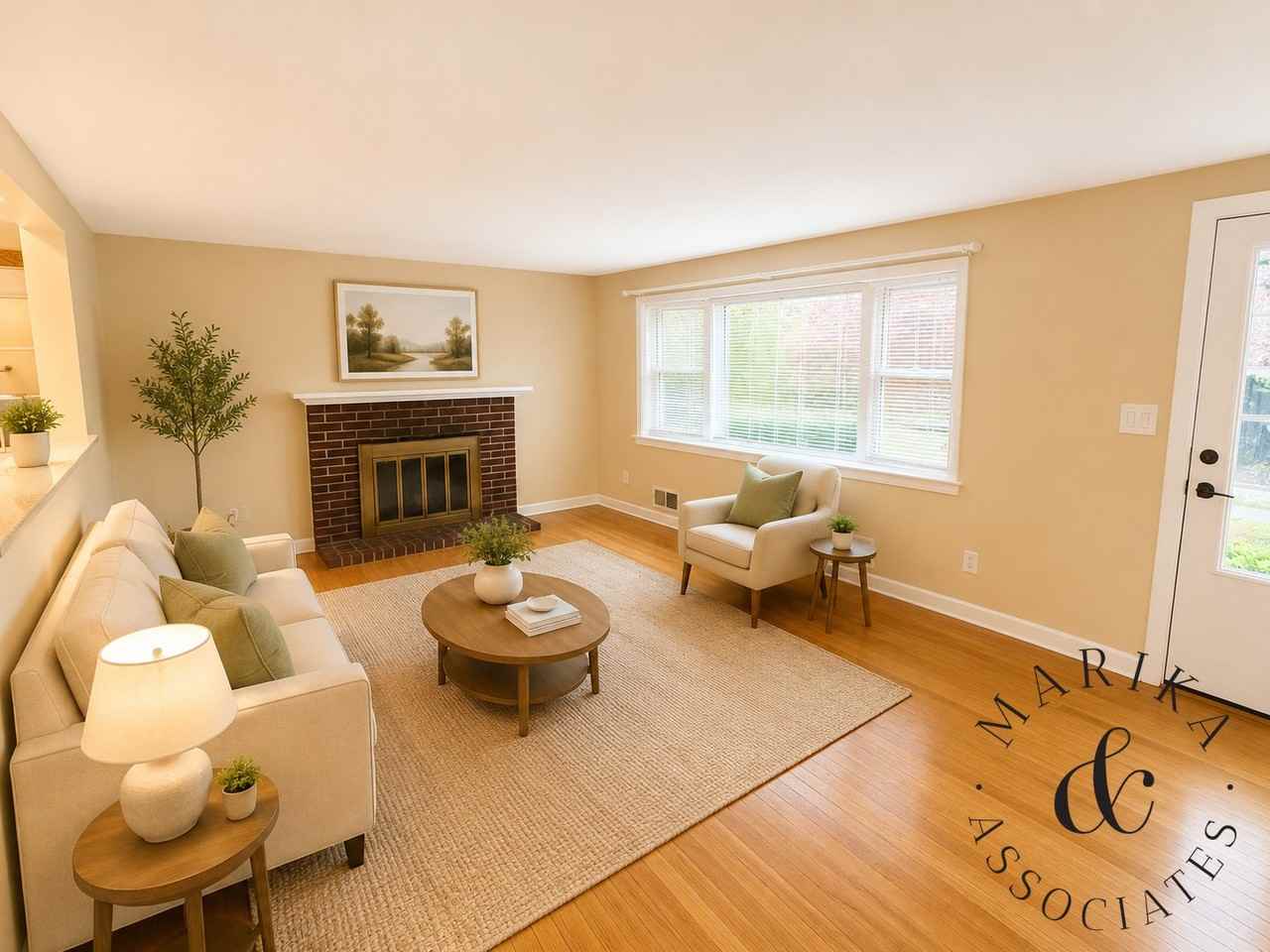 29 Greenleaf Cir - Photo 2 of 22
