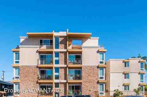 4111 Illinois Street 101 - 401 - Photo 3 of 30