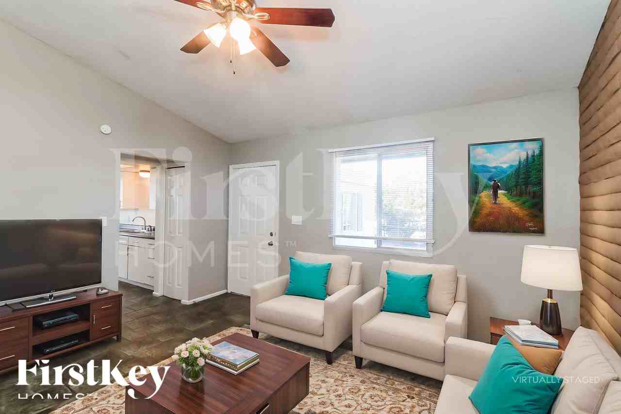 3320 S Margo Dr - Photo 3 of 18