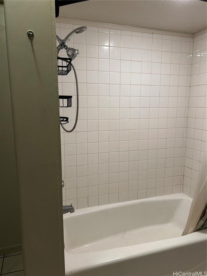 1957 Wilhelmina Rise - Photo 7 of 13