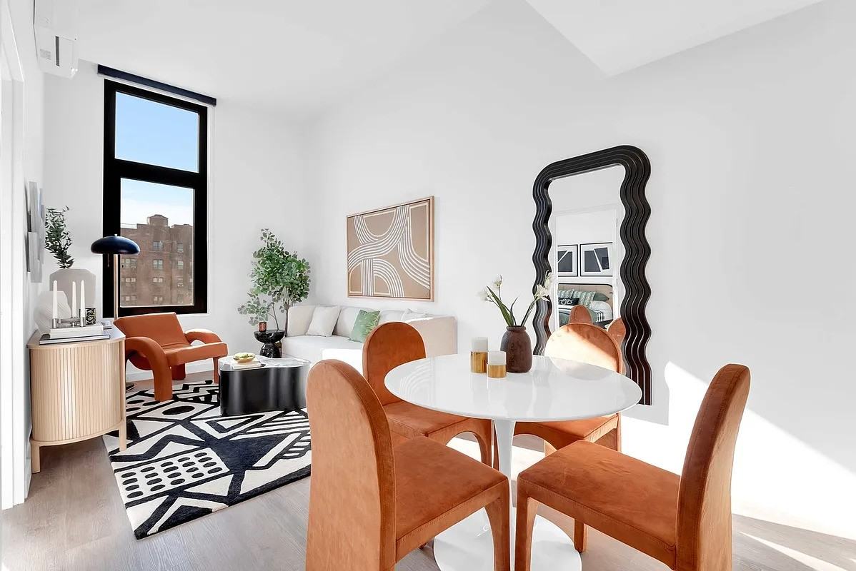 9881 Queens Blvd - Photo 3 of 5