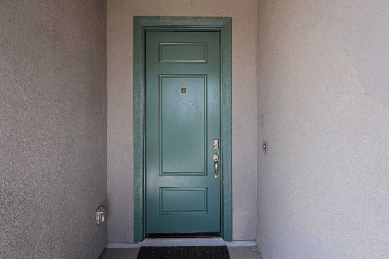 1829 E Saguaro Park Ln - Photo 4 of 50