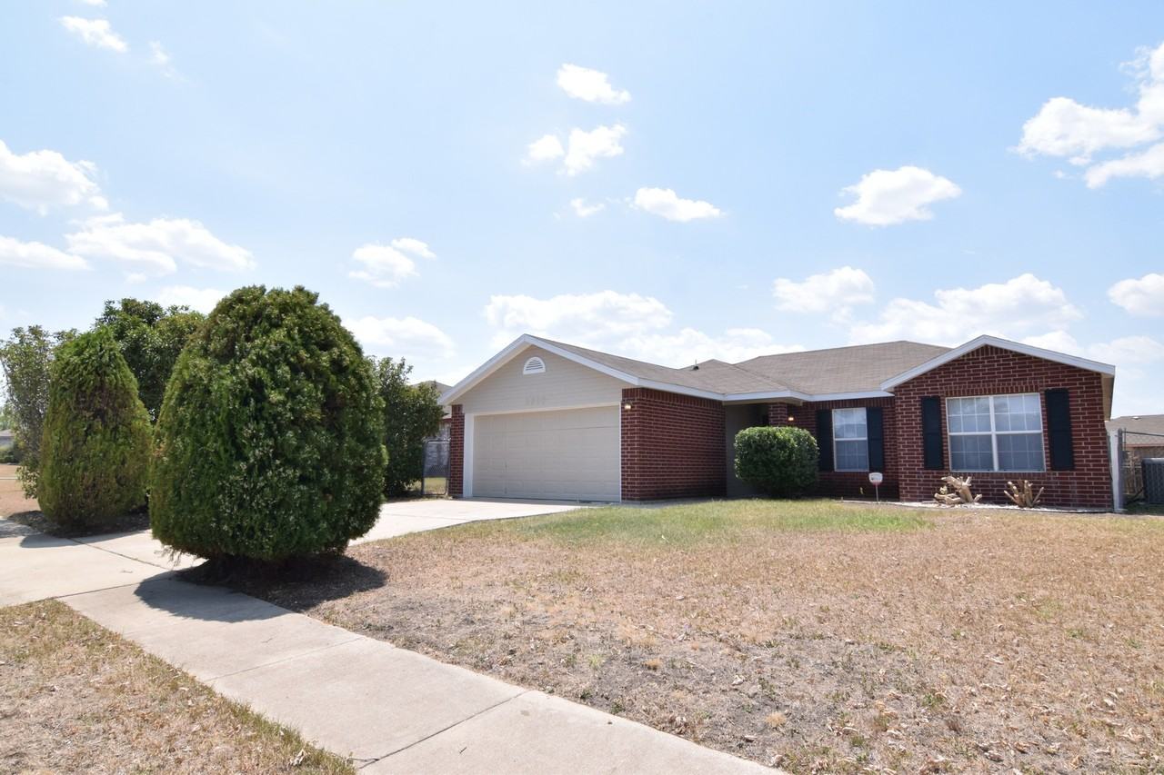 2609 Gazelle Dr - Photo 2 of 22