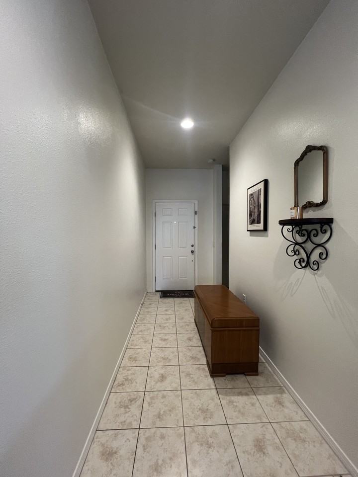 15261 Stone House Dr - Photo 5 of 24