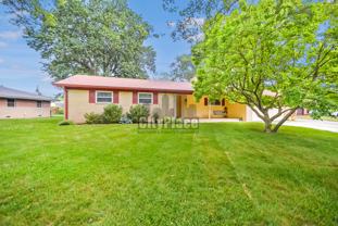 636 Oak Dr - Photo 1 of 1