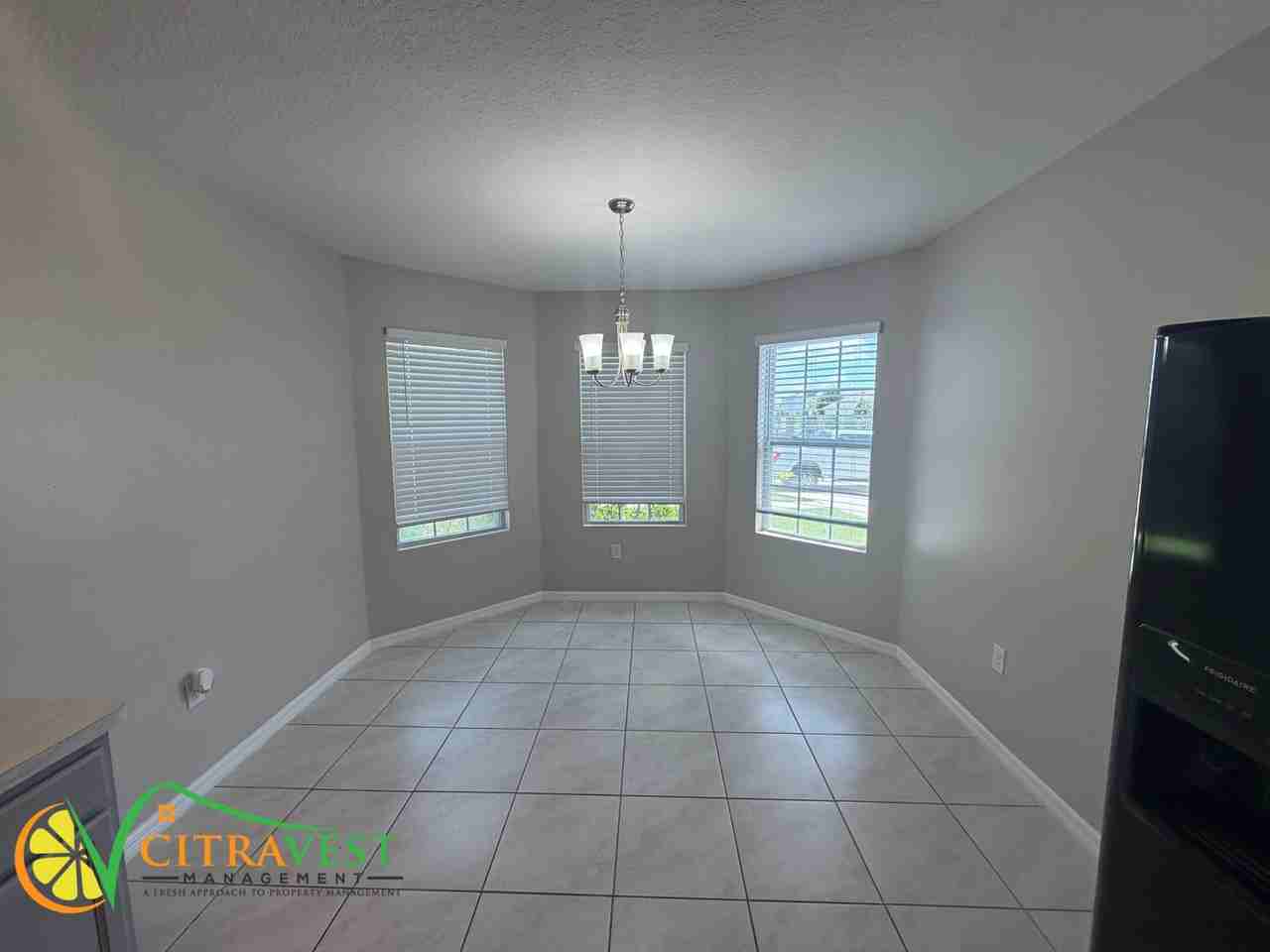 516 Honey Bell Rd - Photo 3 of 12
