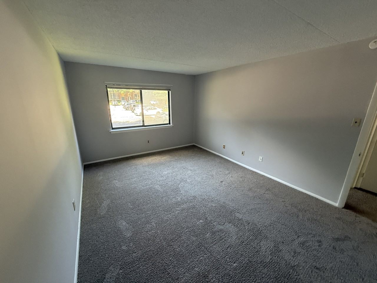 802 Putnam Blvd - Photo 5 of 20