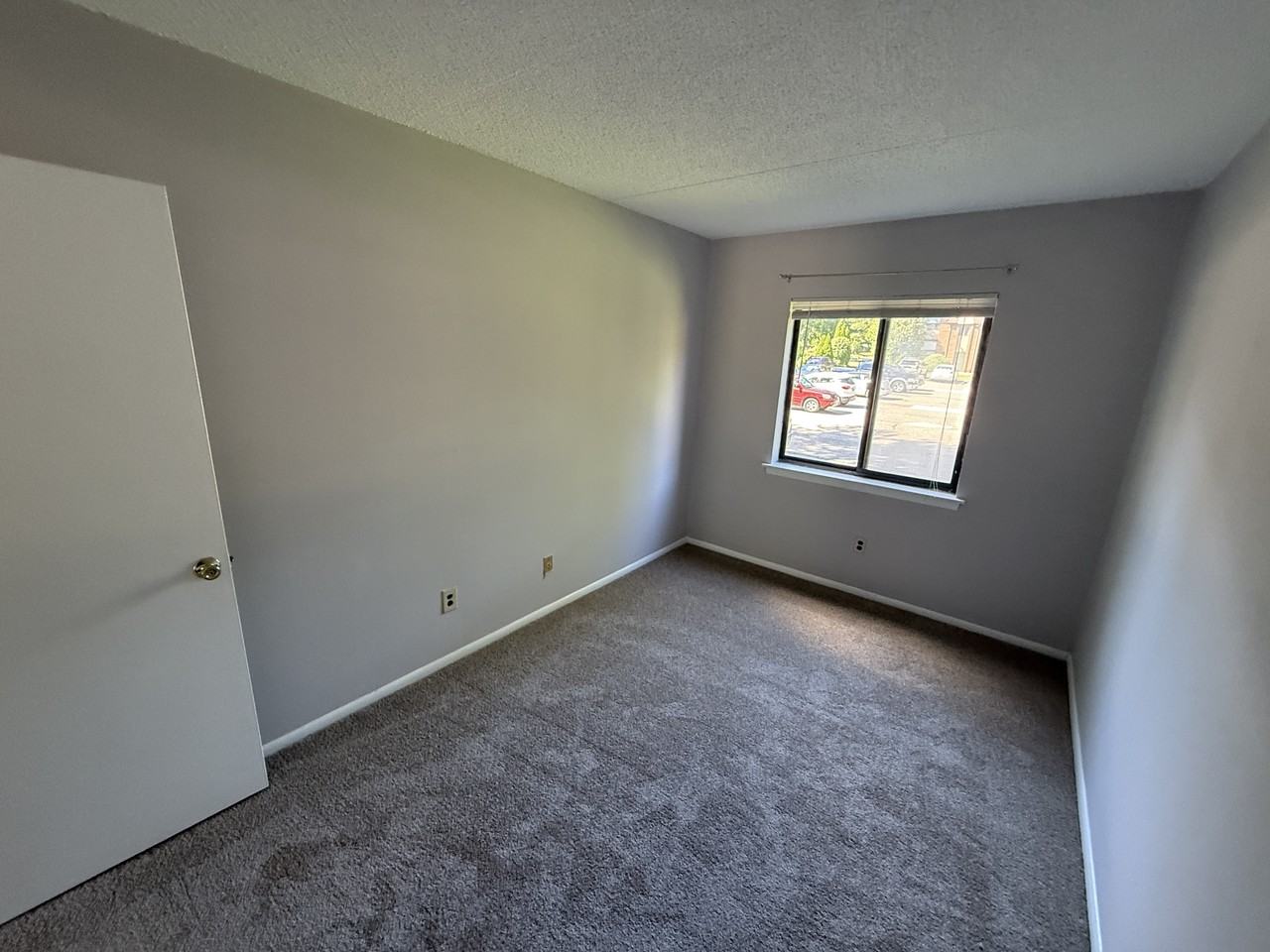 802 Putnam Blvd - Photo 7 of 20