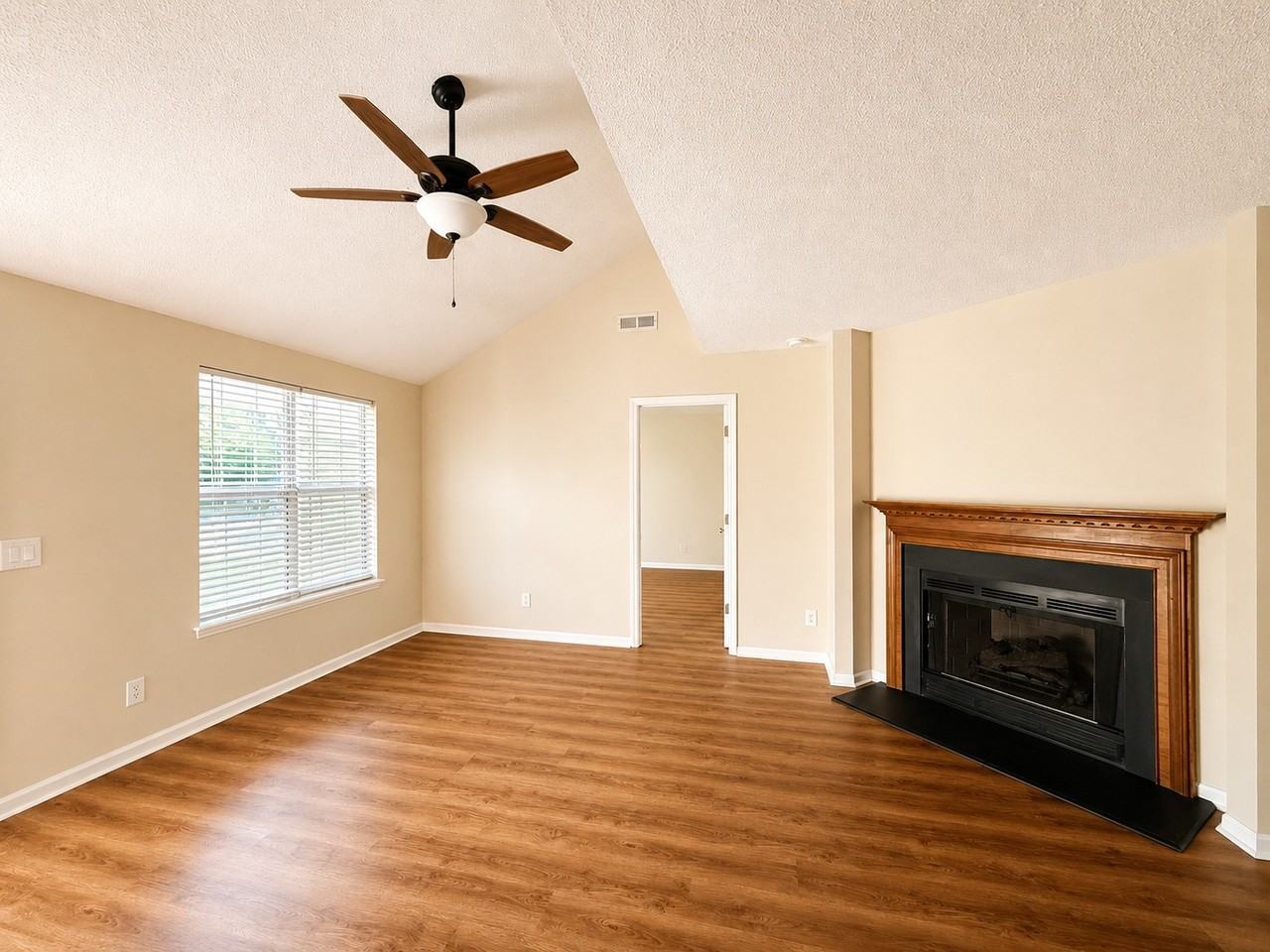 4598 Cochran Farm Rd Sw - Photo 5 of 27
