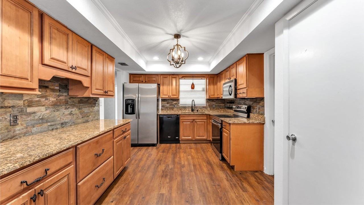 1836 Warringwood Dr #B4 - Photo 7 of 25