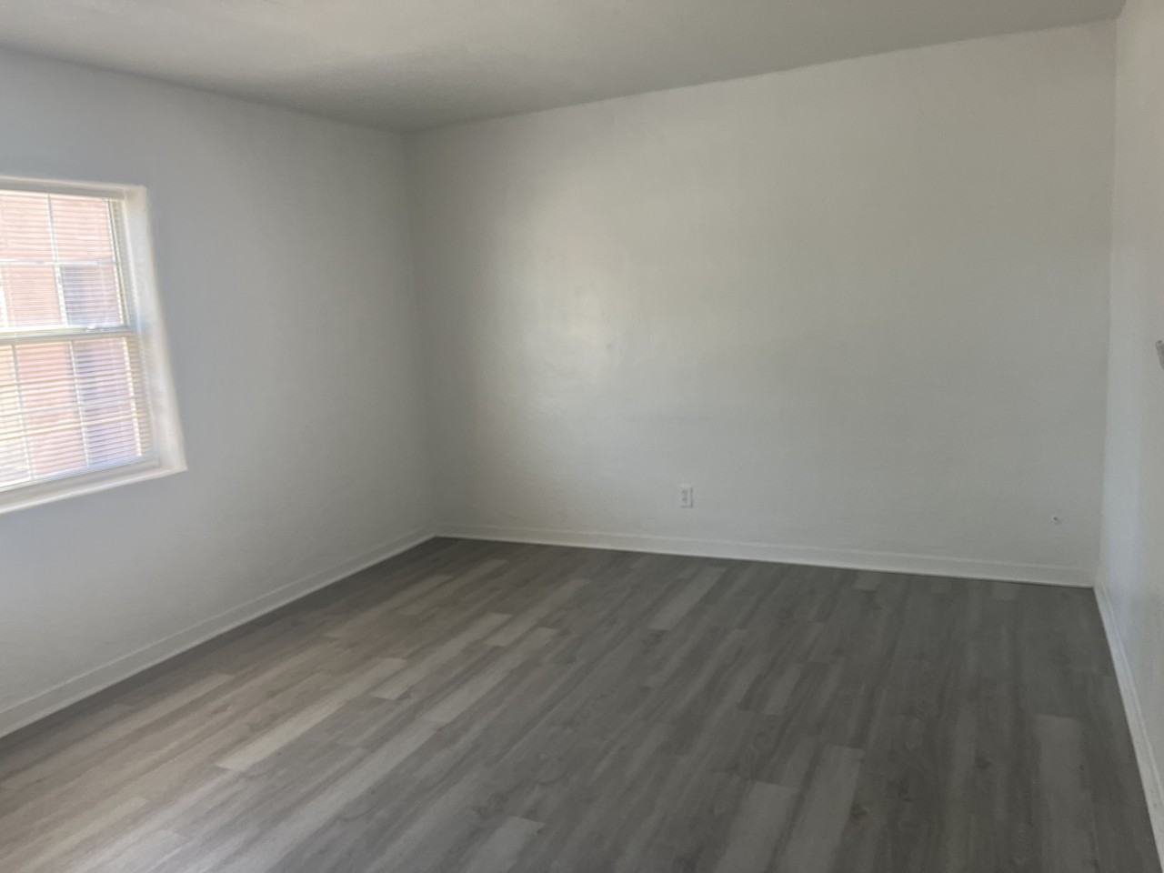330 La Vega Dr Sw - Photo 5 of 50