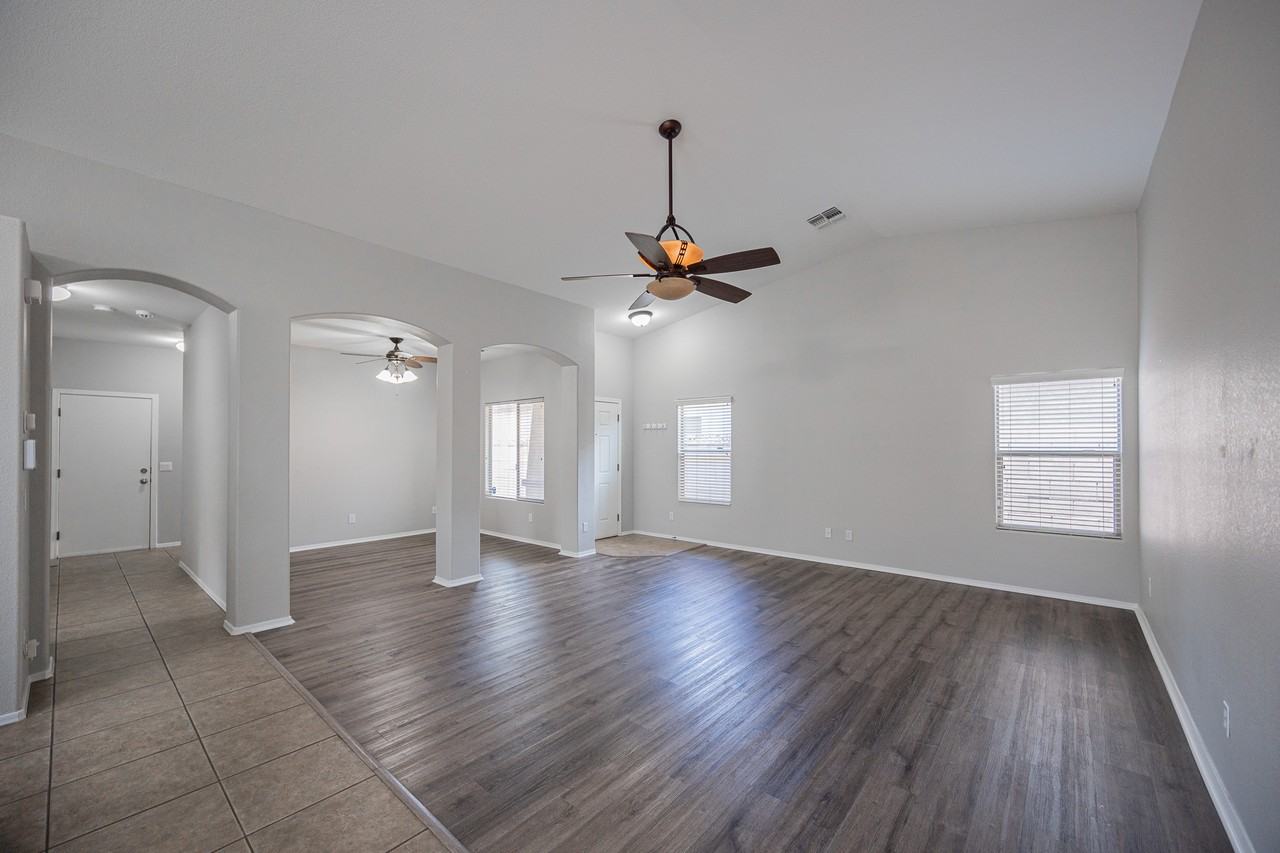 21683 N Greenland Park Dr - Photo 6 of 29