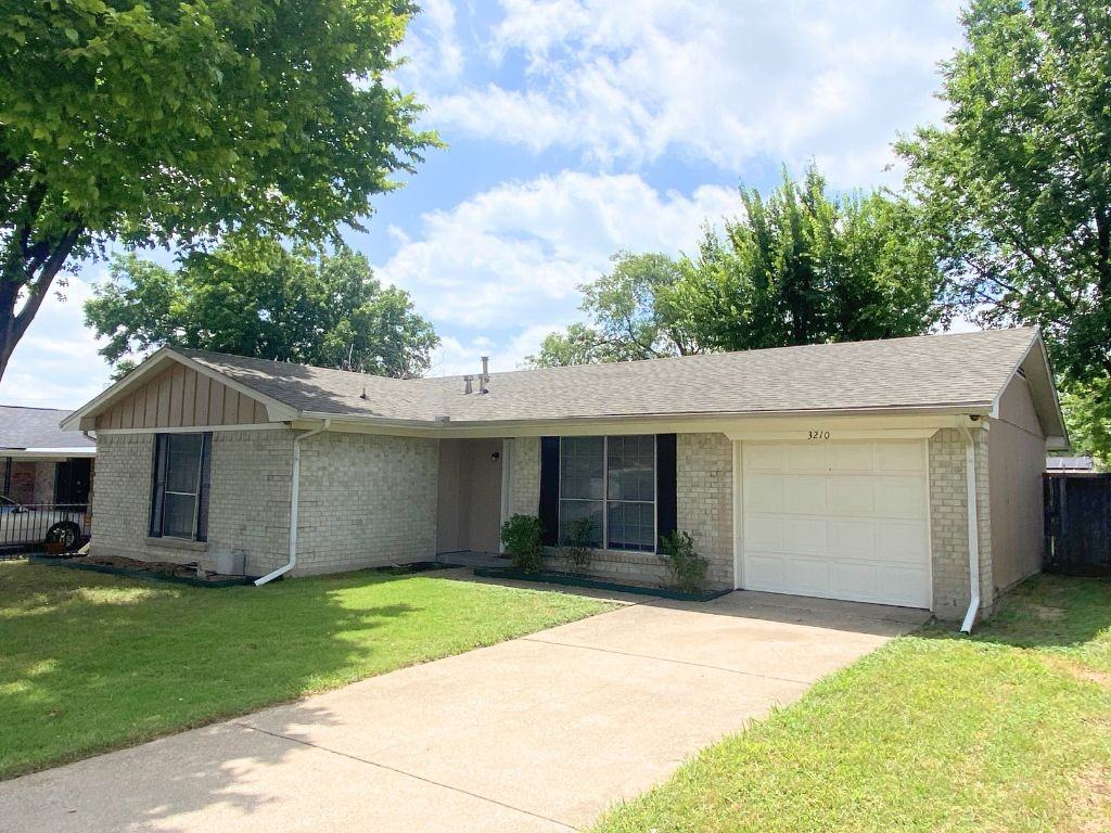 3210 Little River Dr - Photo 2 of 18