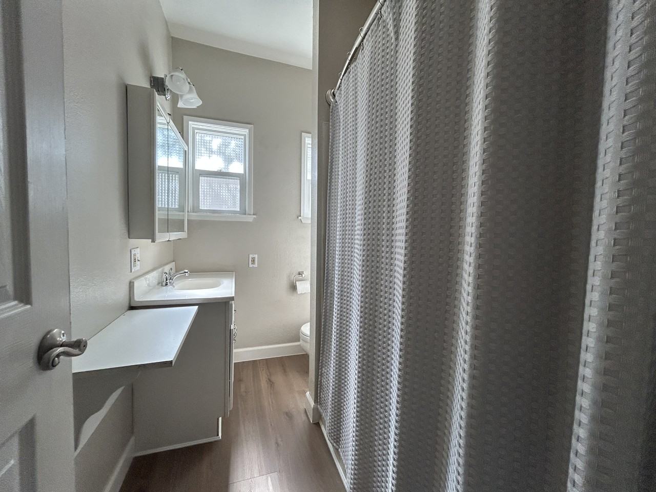 1145 Parker Ave - Photo 7 of 10