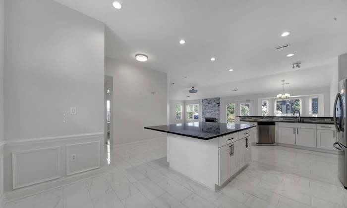 10209 Billingham Dr #1 - Photo 6 of 12