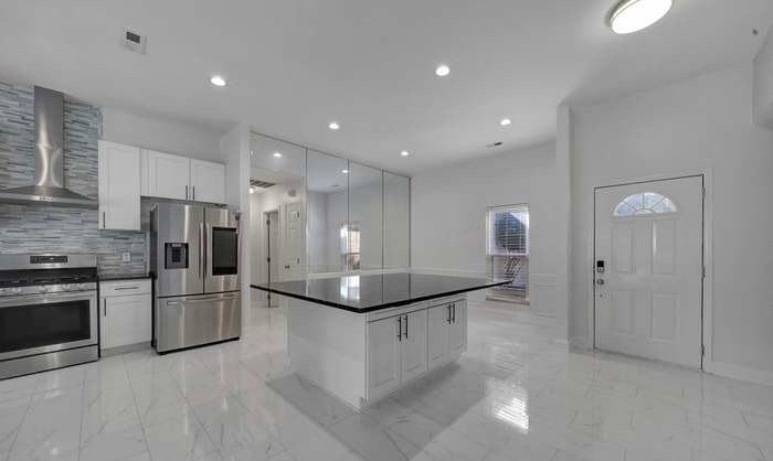10209 Billingham Dr #1 - Photo 7 of 12