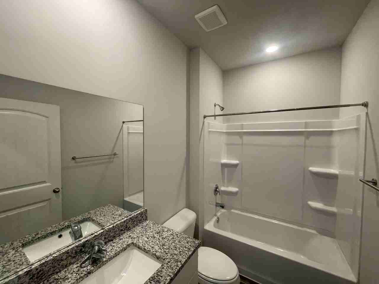 4246 Sandy Hollow Ln S - Photo 4 of 9