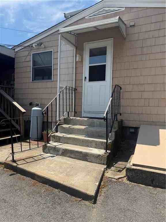 1296 Stafford Rd ##2 - Photo 2 of 7