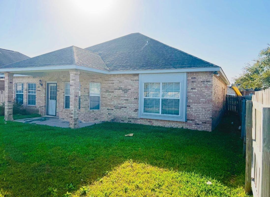 2822 Regency - Photo 2 of 4