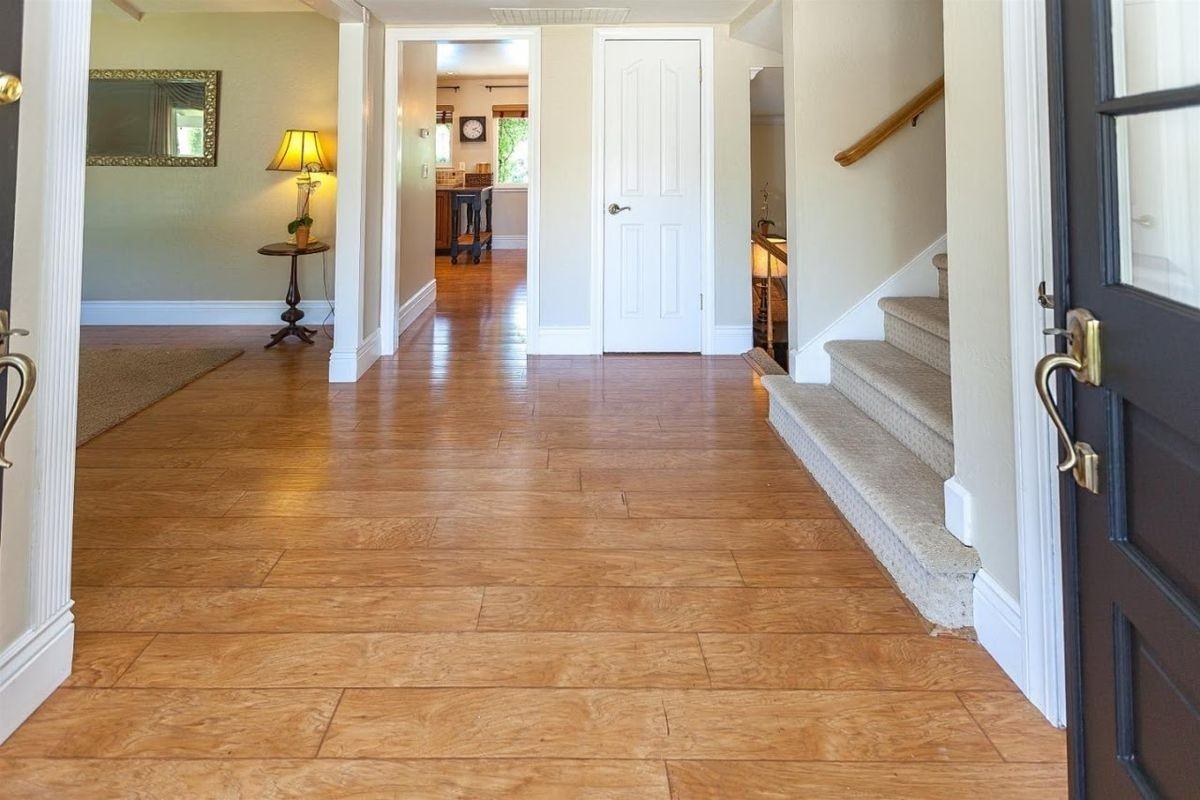 6677 Mount Forest Dr - Photo 5 of 24