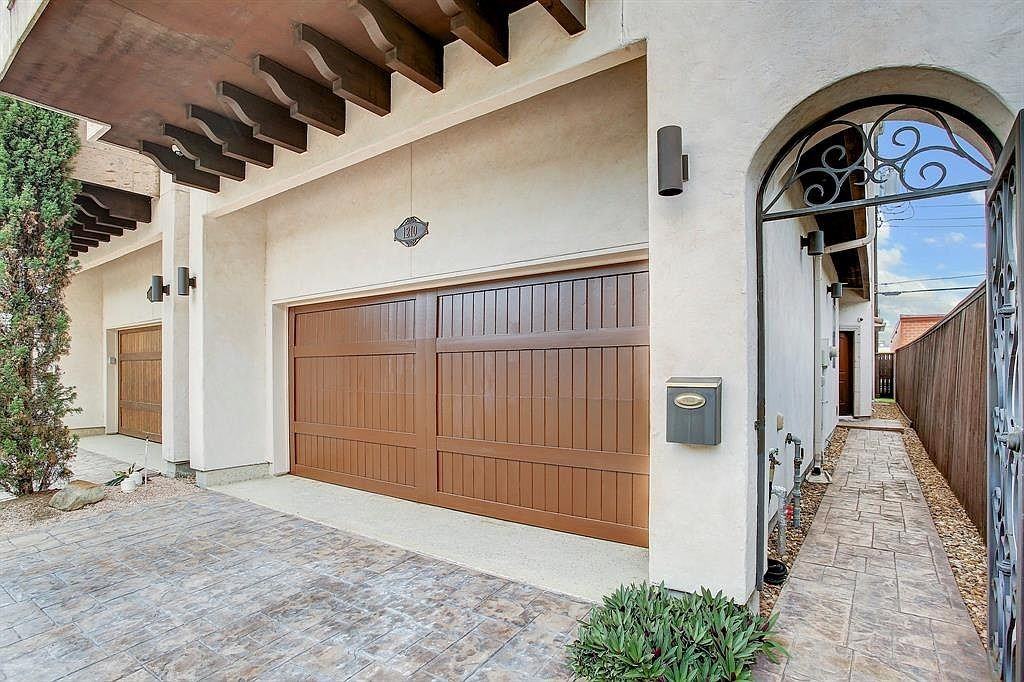 1210 W Bell St #NA - Photo 2 of 15