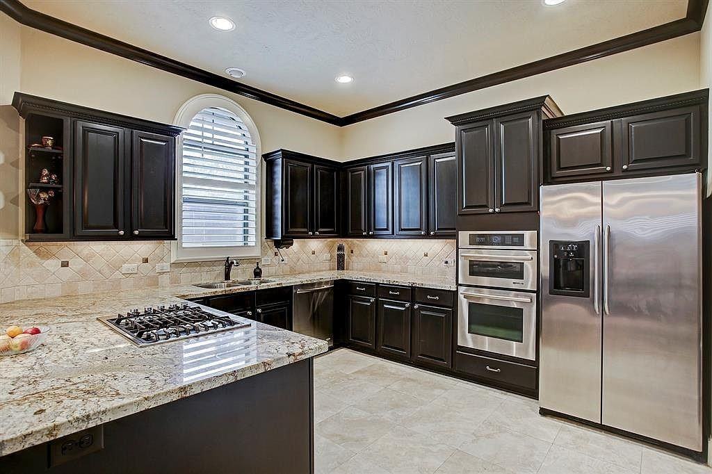 1210 W Bell St #NA - Photo 6 of 15