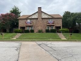 featured image of 2714 Shady Grove Dr