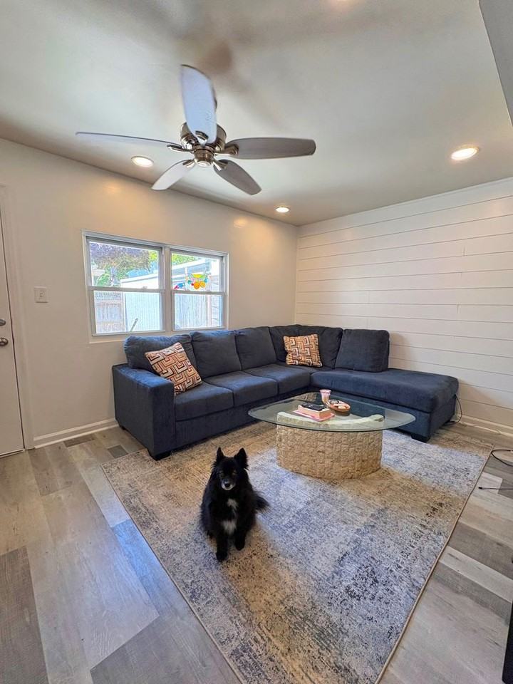 853 Cambridge Dr - Photo 6 of 15