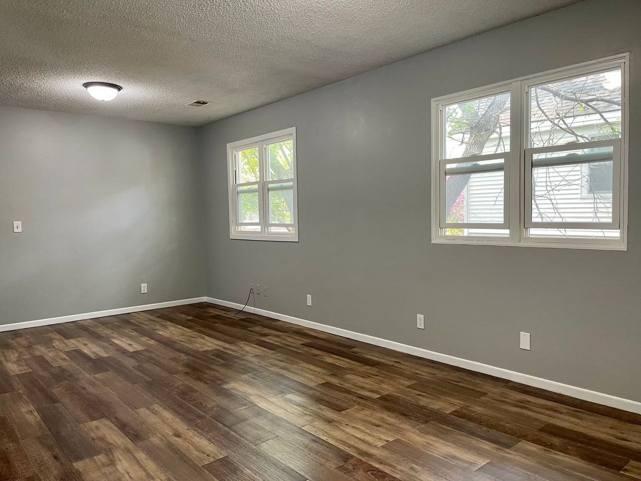 3211 N 6th St - Photo 4 of 7