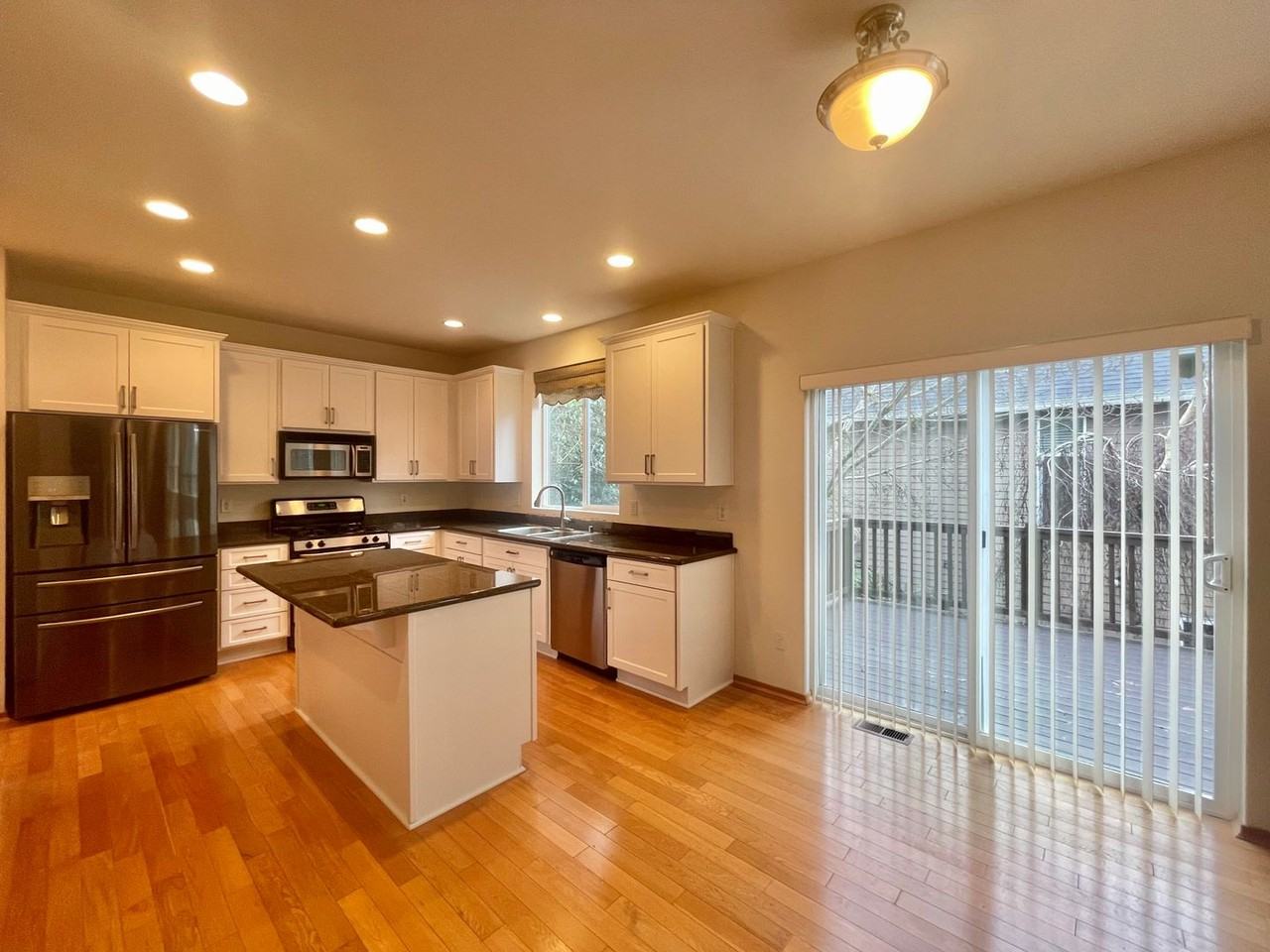 6804 224th St Sw - Photo 4 of 37