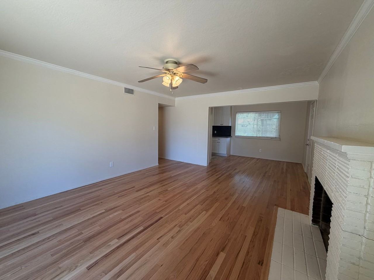 5633 Beech Ave - Photo 7 of 26