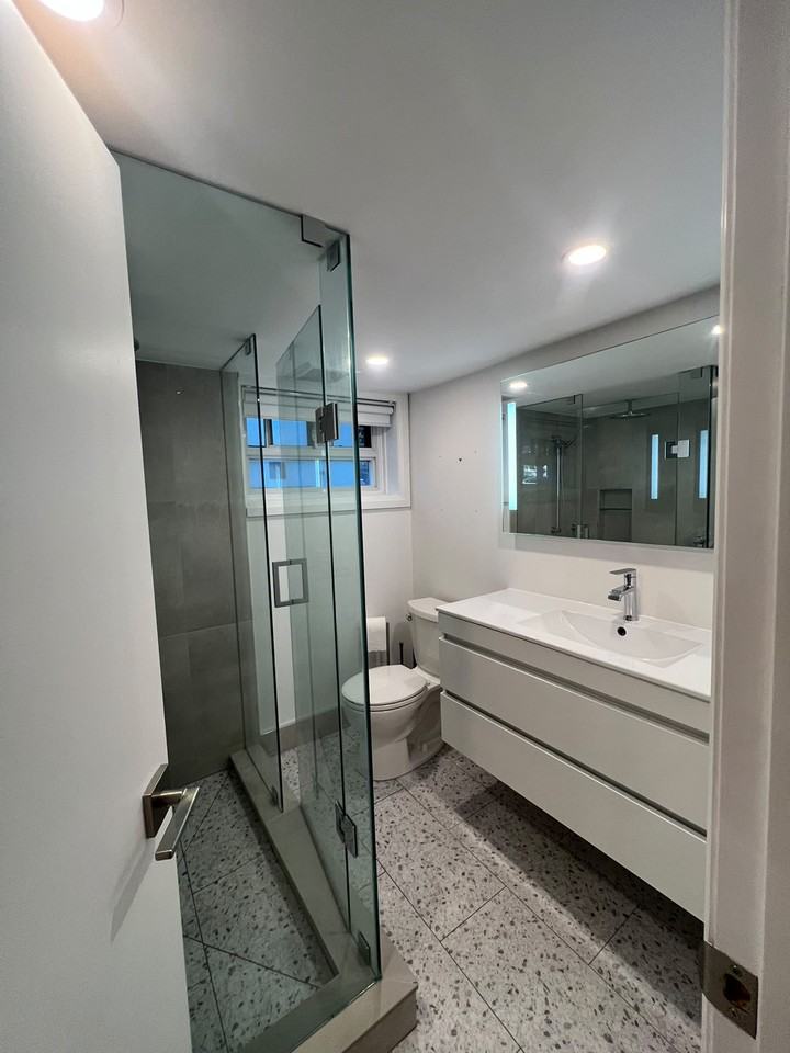146 Rhodes Avenue - Photo 6 of 15