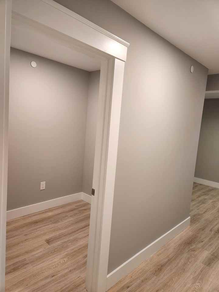 557 Varnum Avenue - Photo 7 of 19
