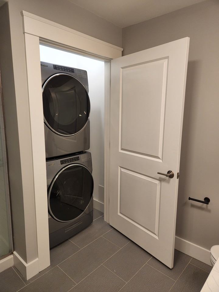 557 Varnum Avenue - Photo 6 of 19